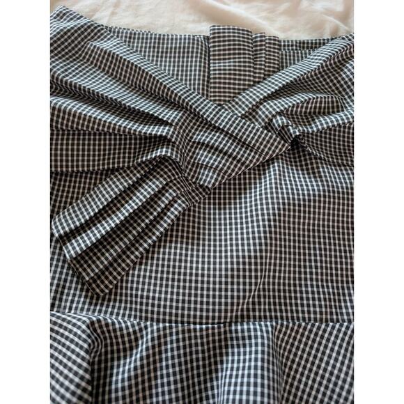 WAYF Gingham Check Mini Skirt Black White Ruffle Hem Bow Detail Size Small - Picture 2 of 11